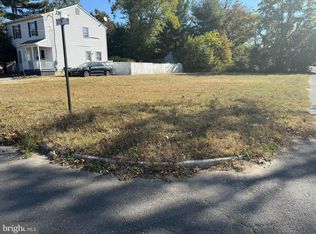 8104 Stow Rd, Pennsauken, NJ 08110