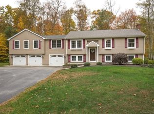 99 Preston Rd, Brooklyn, CT 06234