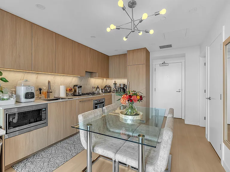 626 Claremont St #2503 — Photo 6