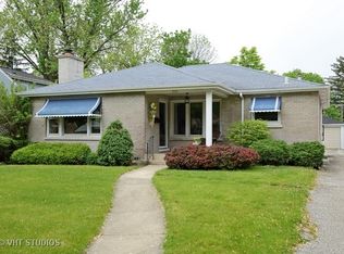 722 S Euclid Ave, Villa Park, IL 60181