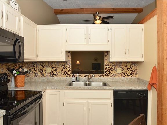 3rd image of 5279 Creekside Blvd Unit Q17