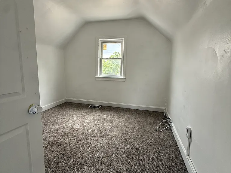 2595 Casper St — Photo 6