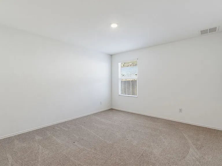 216 Ayla Marie Cv — Photo 9