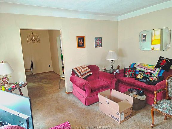 5th image of 2710 Seminole St