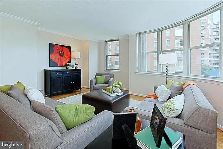 3830 9th St N #401W — Photo 5