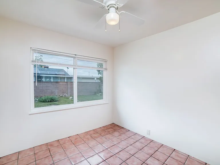 2958 Gramercy St — Photo 12