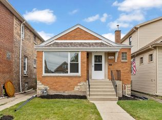 7426 W 57th Pl, Summit, IL 60501