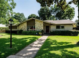 3430 Pebble Beach Dr, Farmers Branch, TX 75234