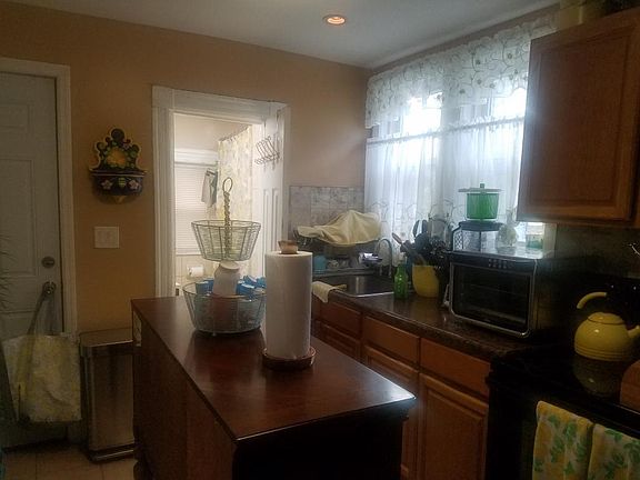 3rd image of 420 S 6th Ave APT 2