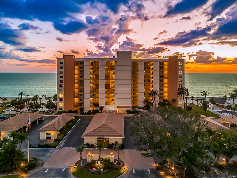4401 Gulf Of Mexico Dr #907 — Photo 2
