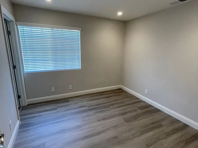 925 S Benito Ave — Photo 13