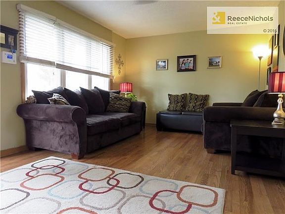 Fresh Hardwoods and nice natural light