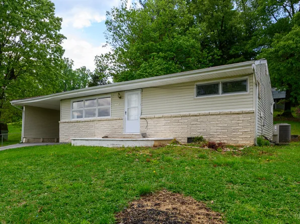 3304 Cardinal St, Kingsport, TN 37660