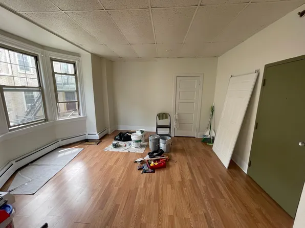 527 Northampton St, Easton, PA 18042
