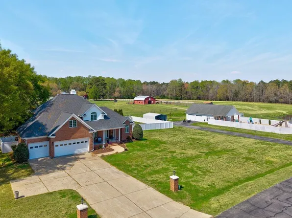 31 Chasewood Dr, Angier, NC 27501