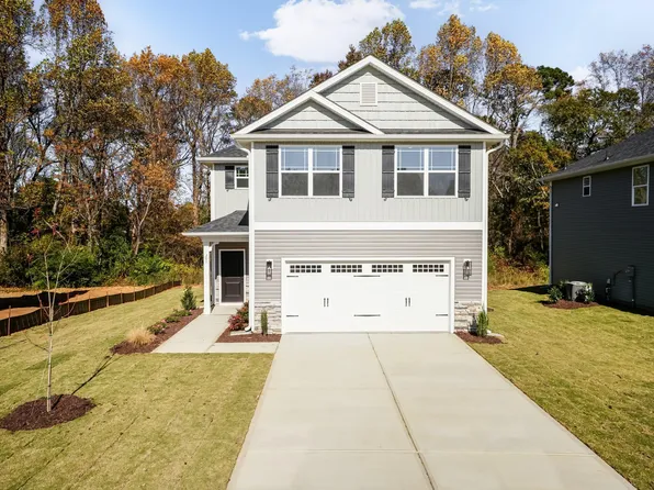 207 Drayton Hall Ln, Sanford, NC 27330