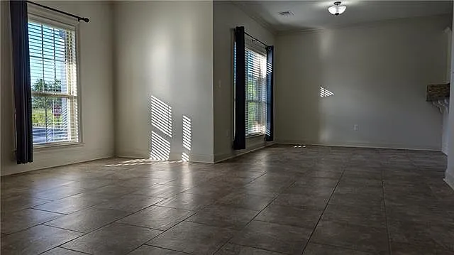 9725 Kinglet Dr — Photo 24