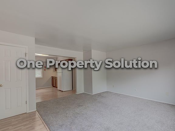 4th image of 805 E 32nd Ave #10-1