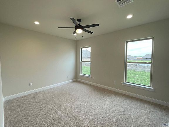 3rd image of 187 Marie Claire Dr