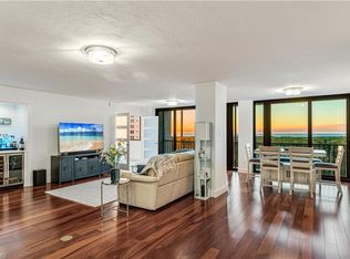 5601 Turtle Bay Dr APT 402, Naples, FL 34108