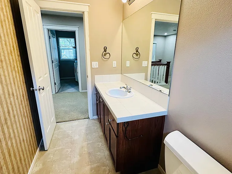 6048 NE Birch St — Photo 23