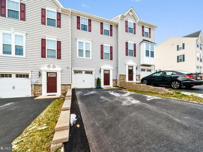1816 Honeysuckle Ct, Downingtown, PA, 19335