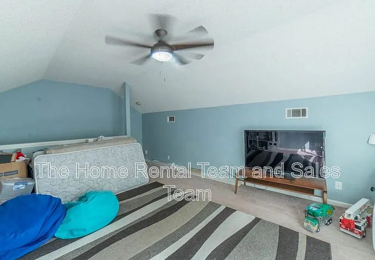 12 Cricket Ct — Photo 43