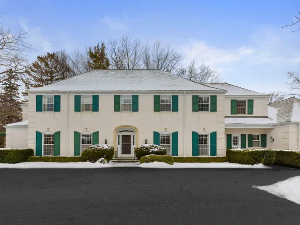970 E Deerpath Rd, Lake Forest, IL 60045