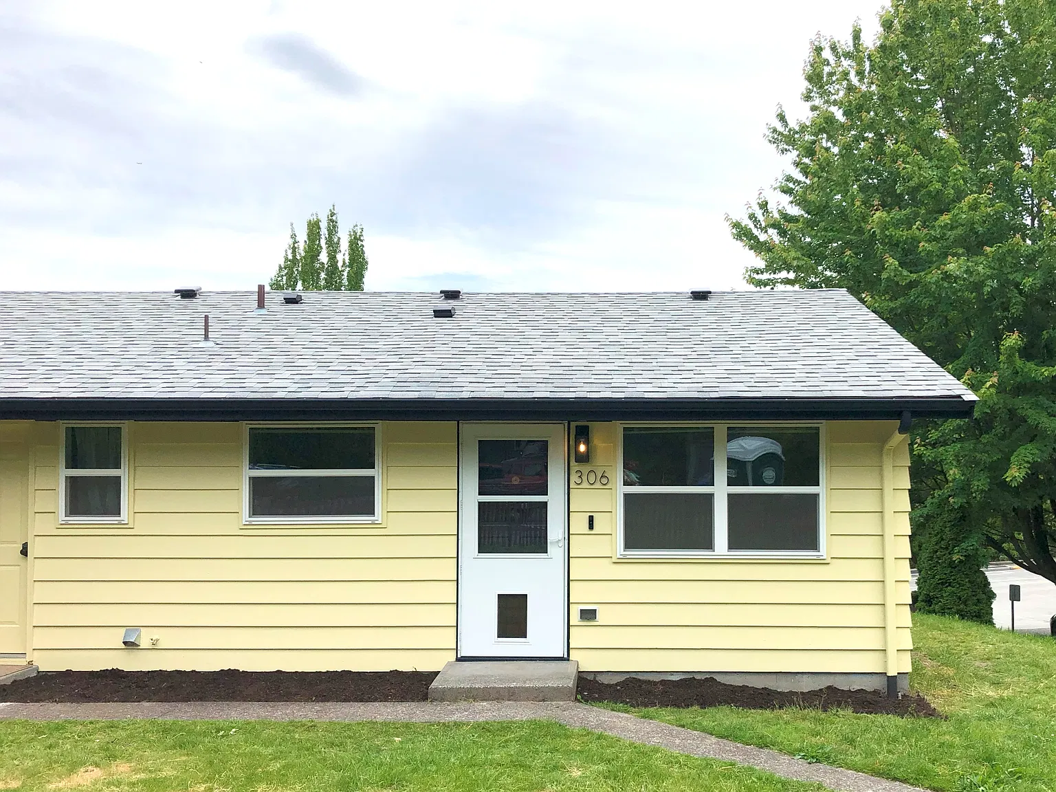 2 bed, 1.0 bath, 600 sqft, $2,100 — Photo 1