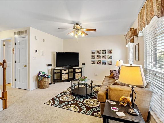 5th image of 1311 Parkview Estates Dr