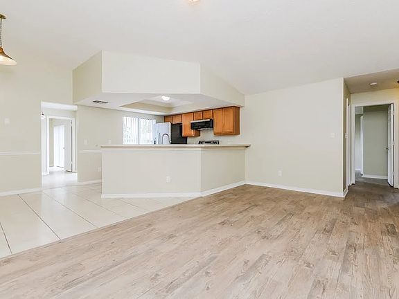 3rd image of 11520 Kazimer Dr