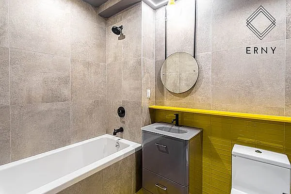 Rented by ERNY LLC | media 31