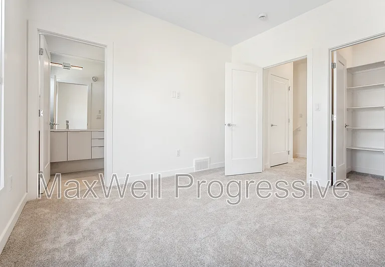 65th Ave NW #9121 — Photo 12