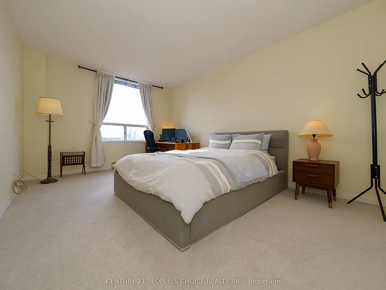 1905 Pilgrims Way #506 — Photo 24