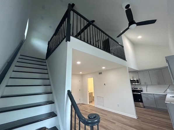 800 Bloomfield Ave APT 206