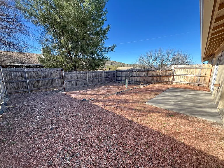 4203 E Commercial Way #B — Photo 13