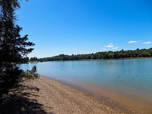 2nd image of 3753 Lake Point Dr