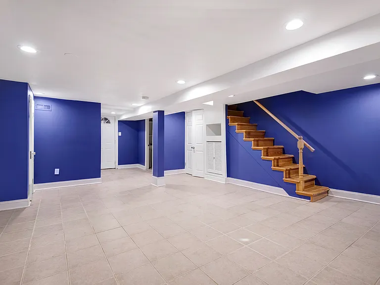 1226 Rhode Island Ave NE — Photo 14