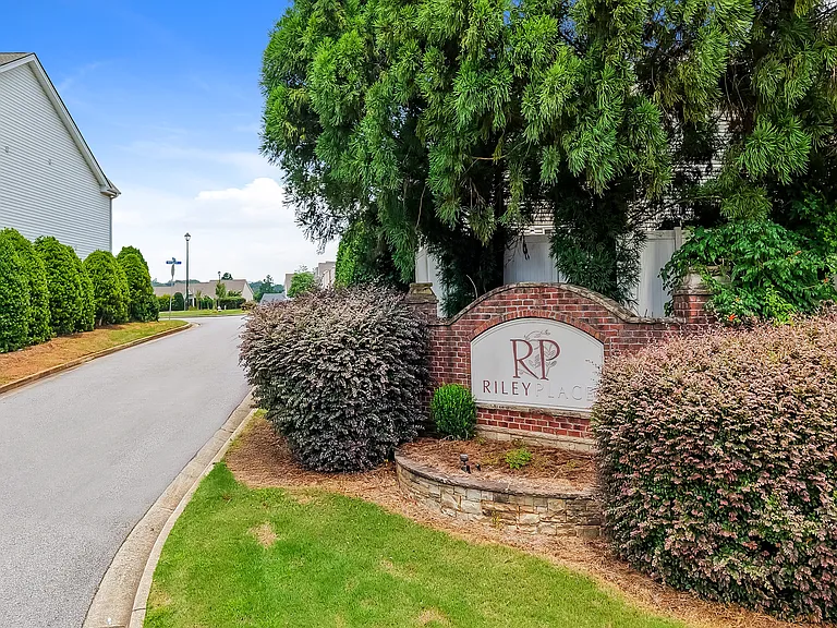 69 Riley Cir — Photo 43