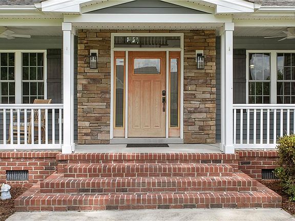3rd image of 1716 Mount Airy Ct