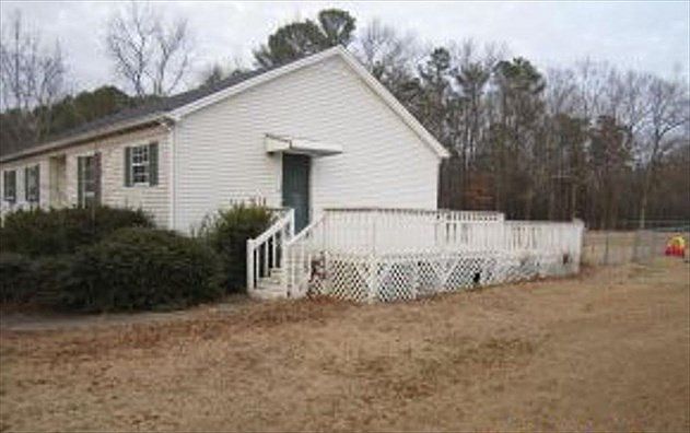 2nd image of 38 Arad Thompson Rd NE