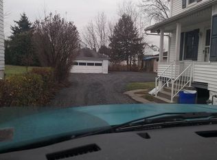 608 Oak St, Old Forge, PA 18518