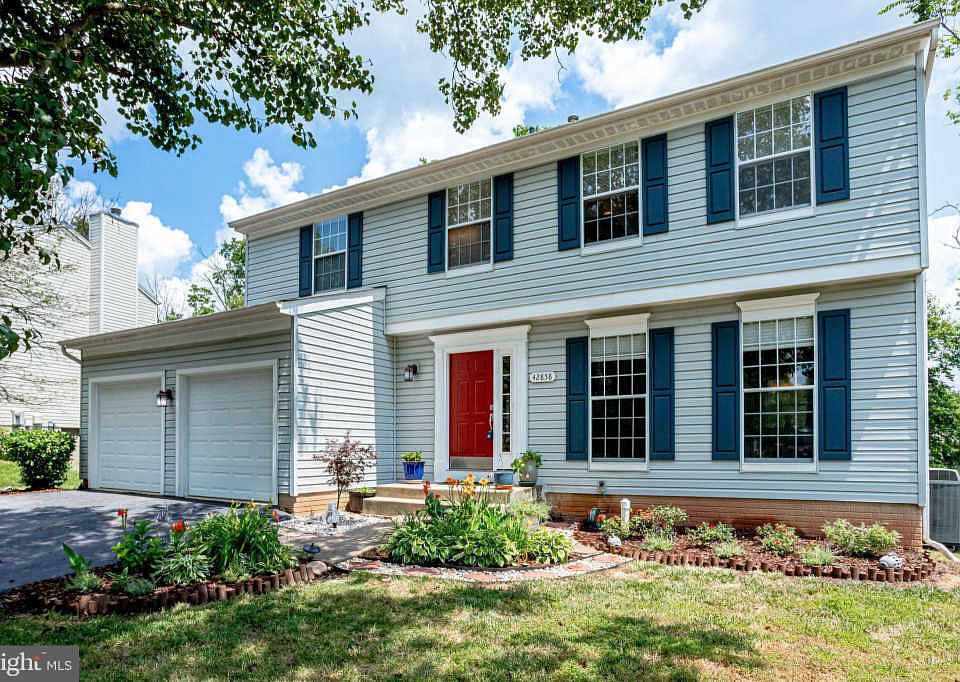 1st image of 42858 Churchill Downs Dr