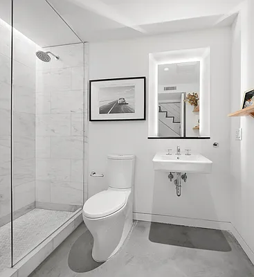 Sold by Compass | media 33