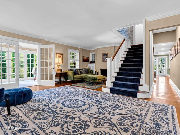 3rd image of 605 Grassmere Avenue