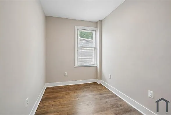 615 Malcolm X Ave SE #F — Photo 12