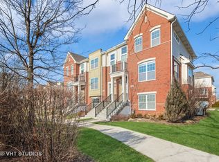 1264 Danforth Ct, Vernon Hills, IL 60061