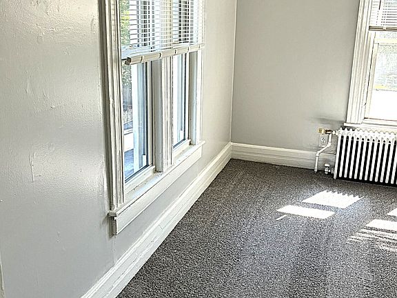4th image of 49 Washington St APT 7
