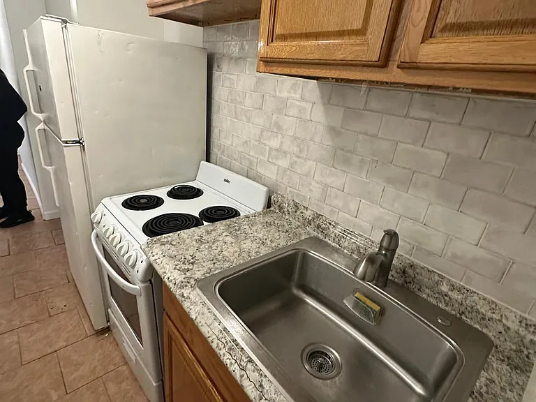 22 Stanley Pl #0 — Photo 2