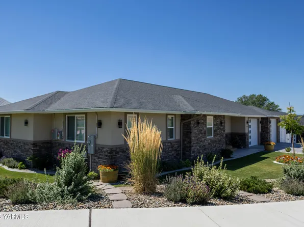 119 Vineyard View Ln, Yakima, WA 98901